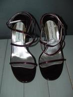 Dolce & Gabbana sandaal metallic aubergine maat 37, Dolce & Gabbana, Overige kleuren, Zo goed als nieuw, Sandalen of Muiltjes