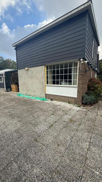 Tegels beschikbaar voor biedingen
