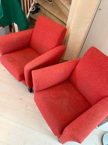 Set van twee stoelen beschikbaar voor biedingen
