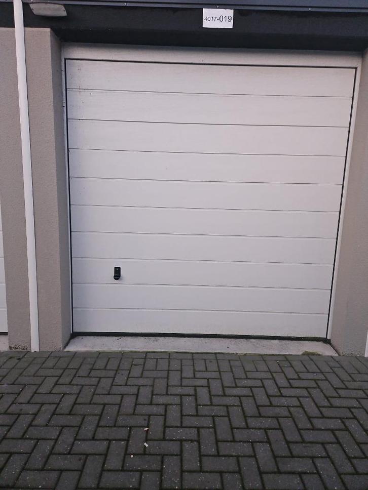 Garage box te koop Wijchen, Huizen en Kamers, Garages en Parkeerplaatsen, Gelderland