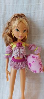 Winx flora barbie slumber party doll, Verzamelen, Poppen, Ophalen of Verzenden, Zo goed als nieuw, Pop