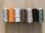Zeven grote klossen naaimachine garen polyester, Ophalen of Verzenden, Zo goed als nieuw, Garen of Naald(en)