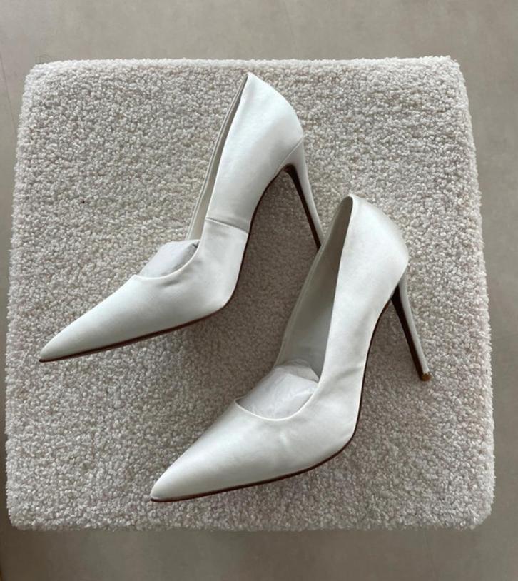 Trouwschoenen | bruidsschoenen | Maat 38, Kleding | Dames, Trouwkleding en Trouwaccessoires, Zo goed als nieuw, Schoenen, Ophalen of Verzenden