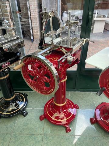 Berkel snijmachine , keuken ,antiek  beschikbaar voor biedingen