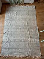 Tapijt 130x200 cm - Scandinavische Stijl, Huis en Inrichting, Stoffering | Tapijten en Kleden, Ophalen, 100 tot 150 cm, Wit, Zo goed als nieuw