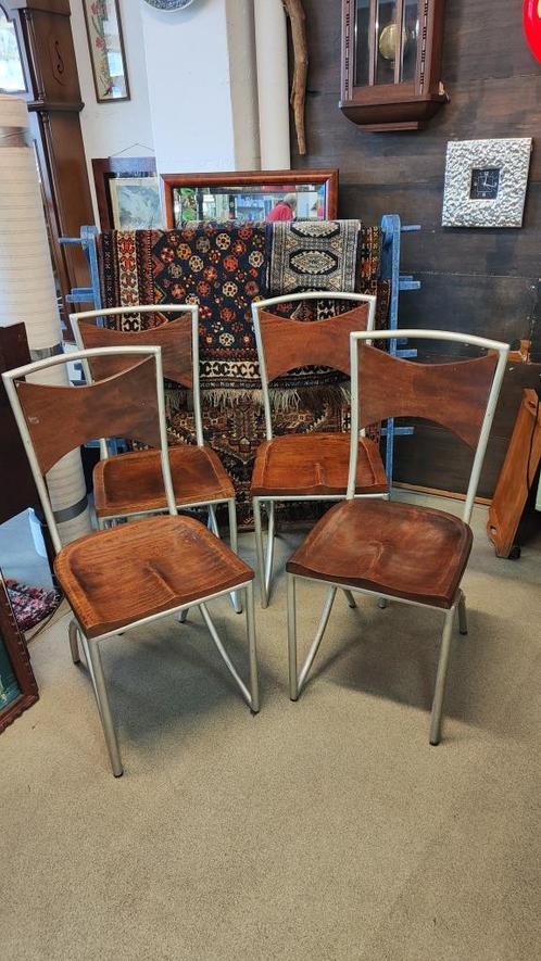 Vintage design eet- bistro- stoelen, Huis en Inrichting, Stoelen, Gebruikt, Vier, Hout, Metaal, Bruin, Ophalen