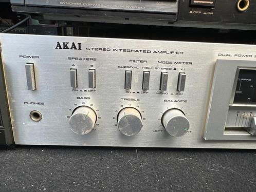 Akai AM-U02 – Vintage Stereo Versterker 70s/80s Akai-geluid!, Audio, Tv en Foto, Versterkers en Receivers, Gebruikt, Stereo, Minder dan 60 watt