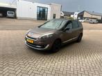 Renault Grand Scenic 1.5 DCI 81KW 7P 2013 Bruin, Auto's, 4 cilinders, Bruin, Origineel Nederlands, 1447 kg