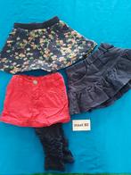 3 rokjes en een legging maat 80, Ophalen of Verzenden, Gebruikt, Meisje, Jurkje of Rokje