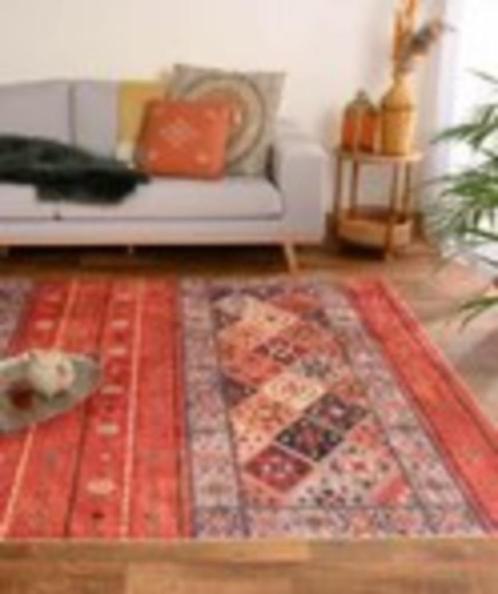 Modern vloerkleed oranje terracotta kleur 160x240 cm Nieuw, Huis en Inrichting, Stoffering | Tapijten en Kleden, Zo goed als nieuw