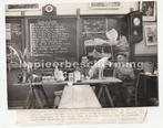 Kerkwerve gastheren Matthijsen en Hillebrandt persfoto 1953, Gebruikt, Verzenden, Foto, 1940 tot 1960