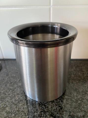 Brabantia pot beschikbaar voor biedingen
