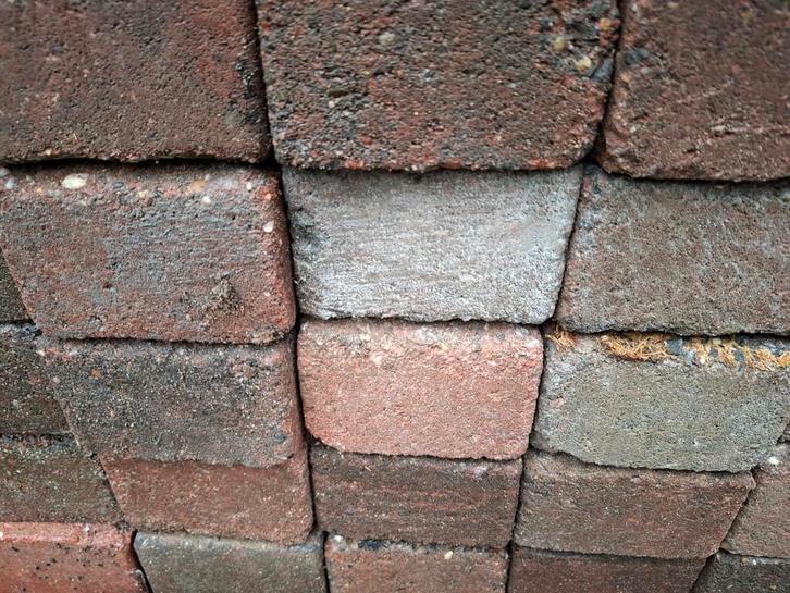 123 Stuks Stenen - 10x10cm, Tuin en Terras, Tegels en Klinkers, Gebruikt, Klinkers, Beton, Minder dan 5 m², Ophalen