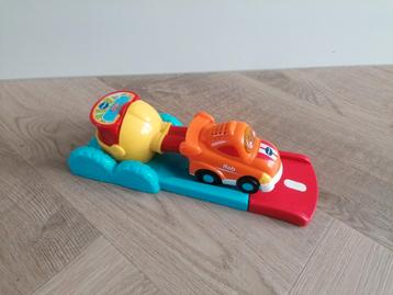 Toet Toet Auto's Lanceerbaan Vtech beschikbaar voor biedingen