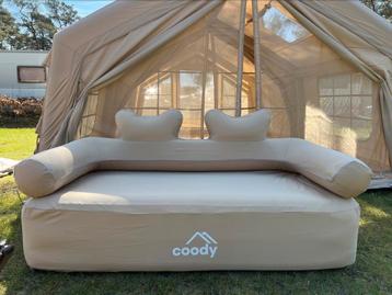 Opblaasbare camping sofa met LED verlichting  beschikbaar voor biedingen