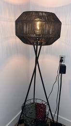 Mooie vloerlamp 30€!, Ophalen, Zo goed als nieuw, 150 tot 200 cm