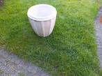 Witte stenen bloempot, Tuin en Terras, Bloembakken en Plantenbakken, Ophalen of Verzenden, Gebruikt, Rond, Minder dan 60 cm