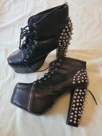 Prachtige hoge hakken met spikes, Zwart, Ophalen of Verzenden, Onbekend, Schoenen met hoge hakken