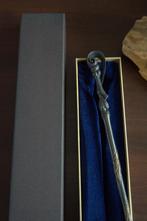onofficiele wand + doos harry Potter Fleur Delacour, Ophalen of Verzenden, Nieuw, Replica