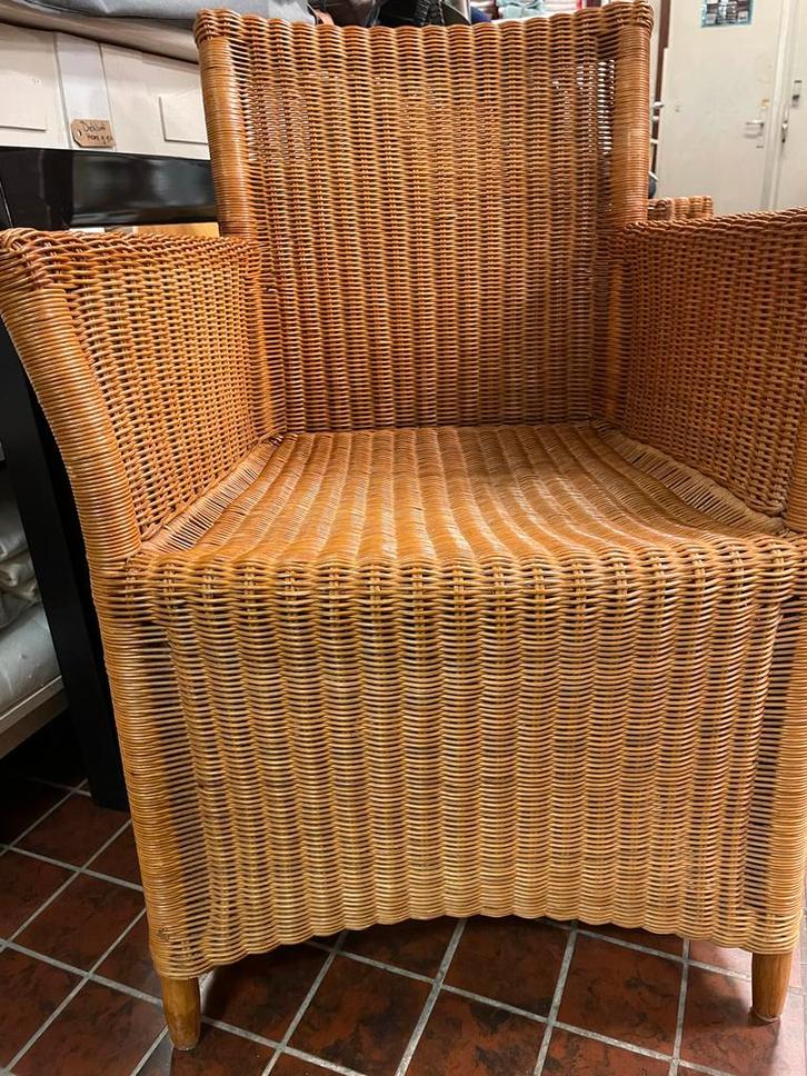 Twee Mooie Rieten Stoelen, Huis en Inrichting, Stoelen, Gebruikt, Twee, Riet of Rotan, Bruin, Ophalen
