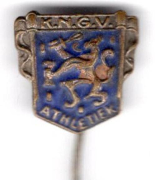 K.N.G.V athletiek blauw speldje ( Y_166 ), Verzamelen, Speldjes, Pins en Buttons, Zo goed als nieuw, Speldje of Pin, Sport, Verzenden