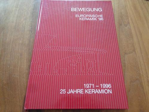 BEWEGUNG Europäische Keramik '96, Boeken, Kunst en Cultuur | Beeldend, Nieuw, Beeldhouwkunst, Ophalen of Verzenden
