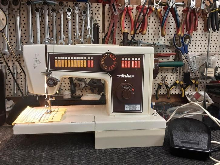 ANKER NAAIMACHINE MODEL 205, Hobby en Vrije tijd, Naaimachines en Toebehoren, Gebruikt, Naaimachine, Overige merken, Ophalen of Verzenden