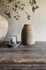 Oude houten pot kruik Aura Peeperkorn stoer sober landelijk