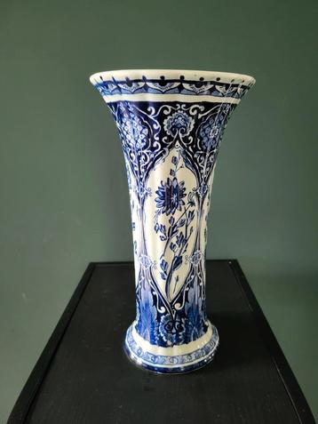 Delfts Blauwe Stijl Vaas. Vintage. beschikbaar voor biedingen