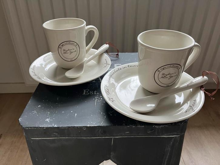 Riviera Maison Mok en Schotel Set, Huis en Inrichting, Keuken | Servies, Zo goed als nieuw, Kop(pen) en/of Schotel(s), Effen, Keramiek