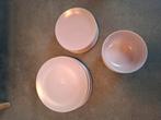 Roze IKEA servies, Huis en Inrichting, Ophalen, Gebruikt, Overige stijlen, Bord(en)