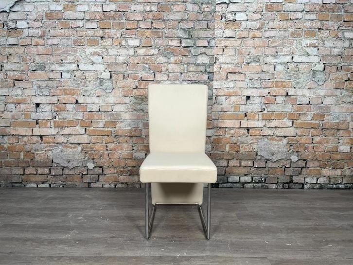 Meerdere Rolf Benz 7400 bij TheReSales, Huis en Inrichting, Stoelen, Zo goed als nieuw, Vijf, Zes of meer stoelen, Leer, Metaal