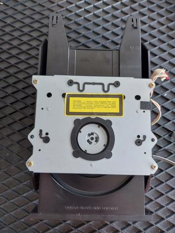 Sony kss 150A laser + compleet CD transport + lade mechaniek beschikbaar voor biedingen
