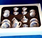 Theeservies wit blauw 4 pers. met bordjes poppenhuis 1:12, Poppenhuis, Info@creal-miniatures.com, 19, route de la Wantzenau F-67800 HOENHEIM