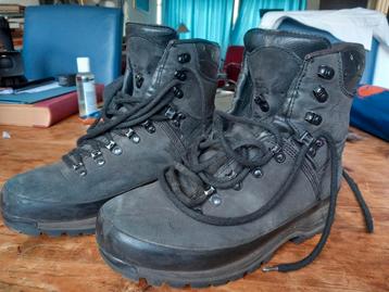 Zwarte Wandelschoenen/Bergschoenen beschikbaar voor biedingen