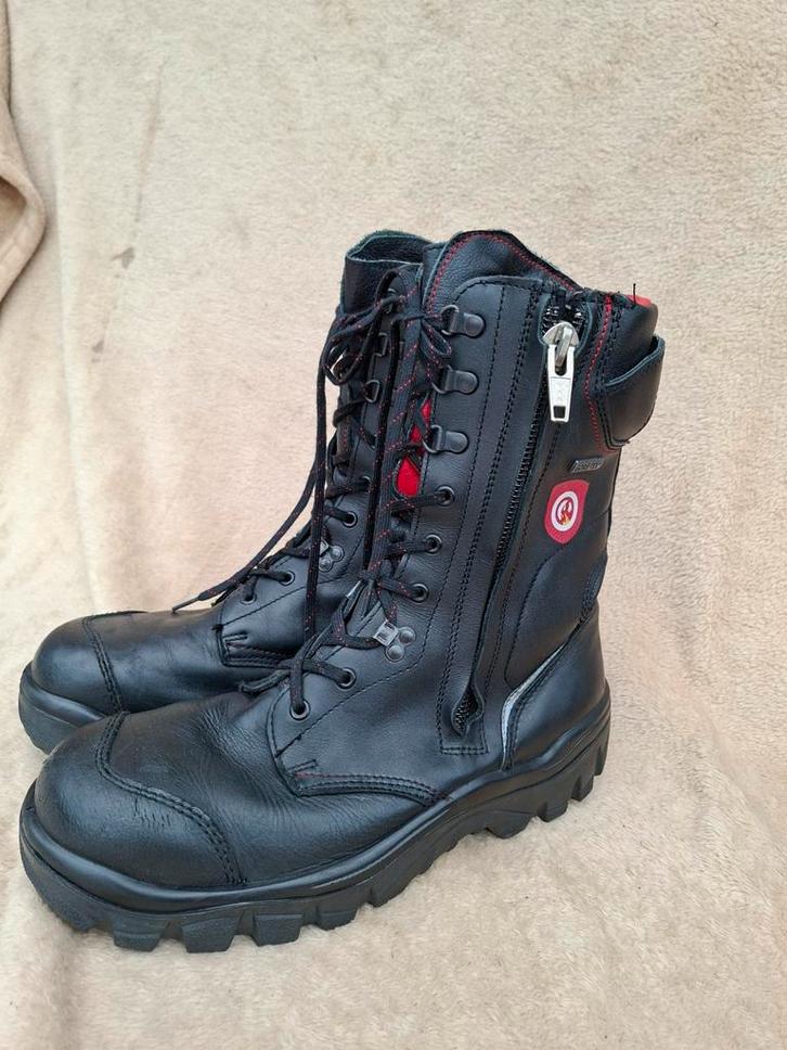 Steiz Secura Brandweerlaarzen, maat 44, Kleding | Heren, Schoenen, Zo goed als nieuw, Werkschoenen, Zwart, Ophalen of Verzenden