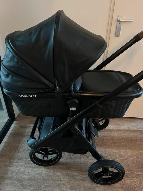 Dubatti leatherlook kinderwagen + adapters + voetenzak, Kinderen en Baby's, Kinderwagens en Combinaties, Gebruikt, Overige merken