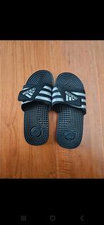 Adidas slippers met massagebed maat 40, Slippers, Zo goed als nieuw, Zwart, Ophalen