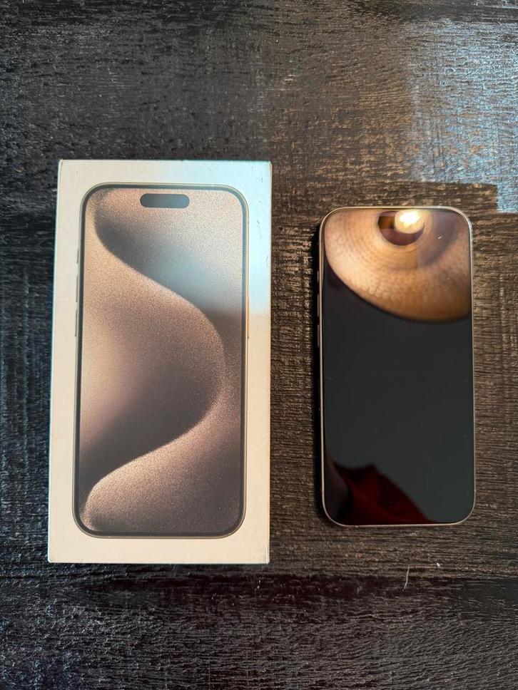 Apple iPhone 15 Pro - 128GB + 7 hoesjes!, Telecommunicatie, Mobiele telefoons | Apple iPhone, Zo goed als nieuw, 128 GB, Zonder abonnement