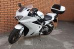 Honda VFR 800 VTEC 2016, Handvatverwarming, 4 cilinders, Motorrijbewijs A, Particulier