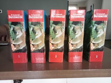  informatie / educatieve  boeken beschikbaar voor biedingen