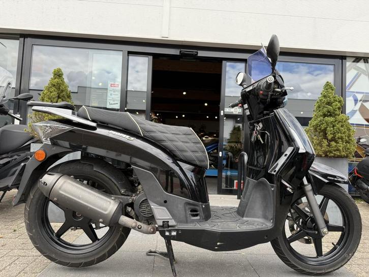 Kymco People`s 25 km 4T Eindjaar Deal, Fietsen en Brommers, Scooters | Kymco, Gebruikt, People S, Benzine, Ophalen of Verzenden