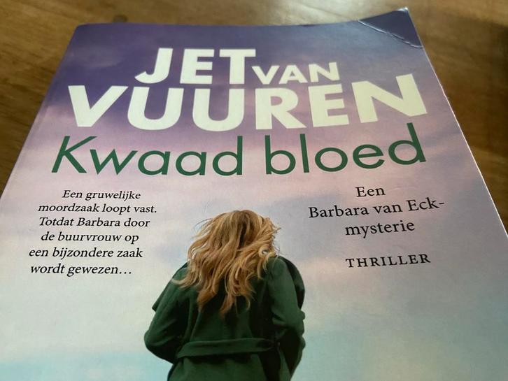 Kwaad Bloed - Jet van Vuuren, Boeken, Thrillers, Zo goed als nieuw, Nederland, Ophalen of Verzenden