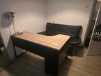 Bureau, Ophalen