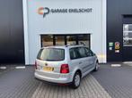Volkswagen Touran 1.6 Optive|Airco|Cruise|NAP|Nieuwe apk, Voorwielaandrijving, Stof, Zwart, 4 cilinders