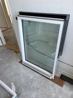Nieuwe Velux dakraam 118x94, Doe-het-zelf en Verbouw, Verzenden, Raamkozijn, Nieuw, 75 tot 150 cm