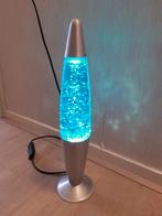 blauwe glitter lavalamp, Huis en Inrichting, Lampen | Tafellampen, Ophalen of Verzenden, Gebruikt, Minder dan 50 cm