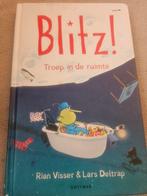 Rian Visser - Troep in de ruimte, Boeken, Kinderboeken | Jeugd | onder 10 jaar, Ophalen of Verzenden, Zo goed als nieuw, Rian Visser