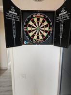 Dart cabinet met winmau dartboard, Ophalen of Verzenden, Gebruikt, Dartbord
