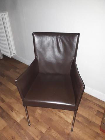 6 leren eetkamerstoelen Bert Plantagie.  beschikbaar voor biedingen